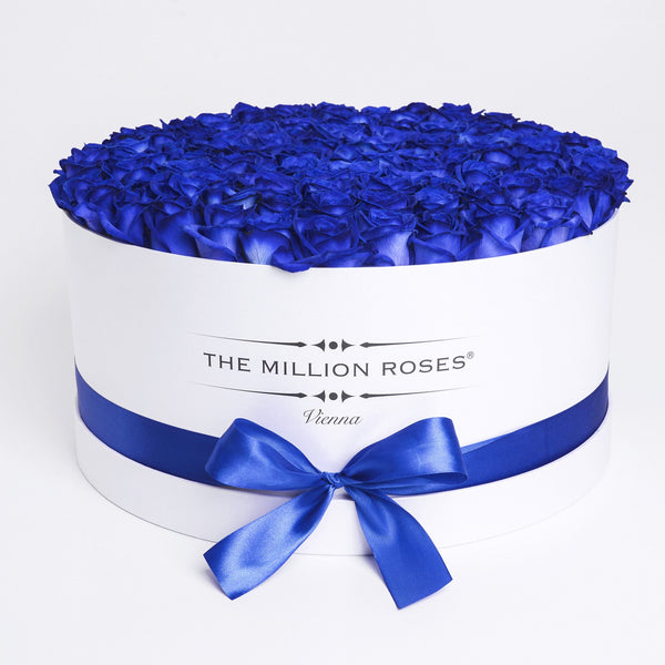The Million Large Luxury Box - Blue Roses - White Box - The Million Roses Slovakia