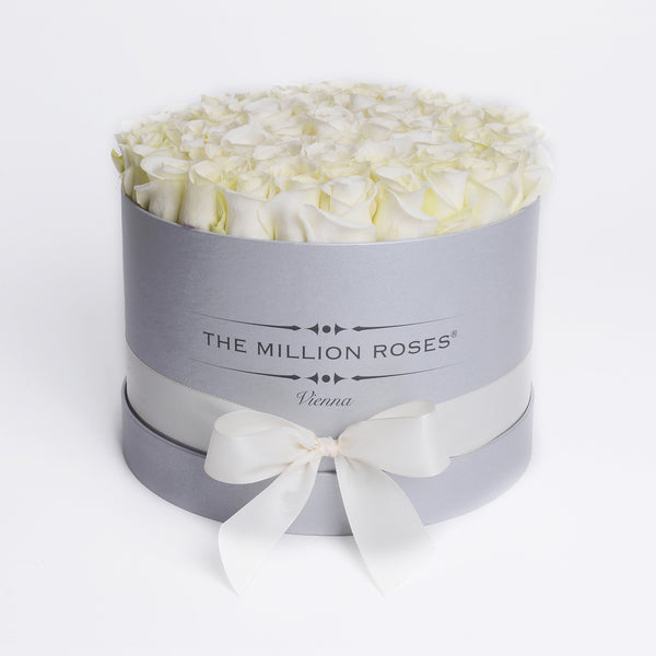Medium - White Roses - Silver Box - The Million Roses Slovakia