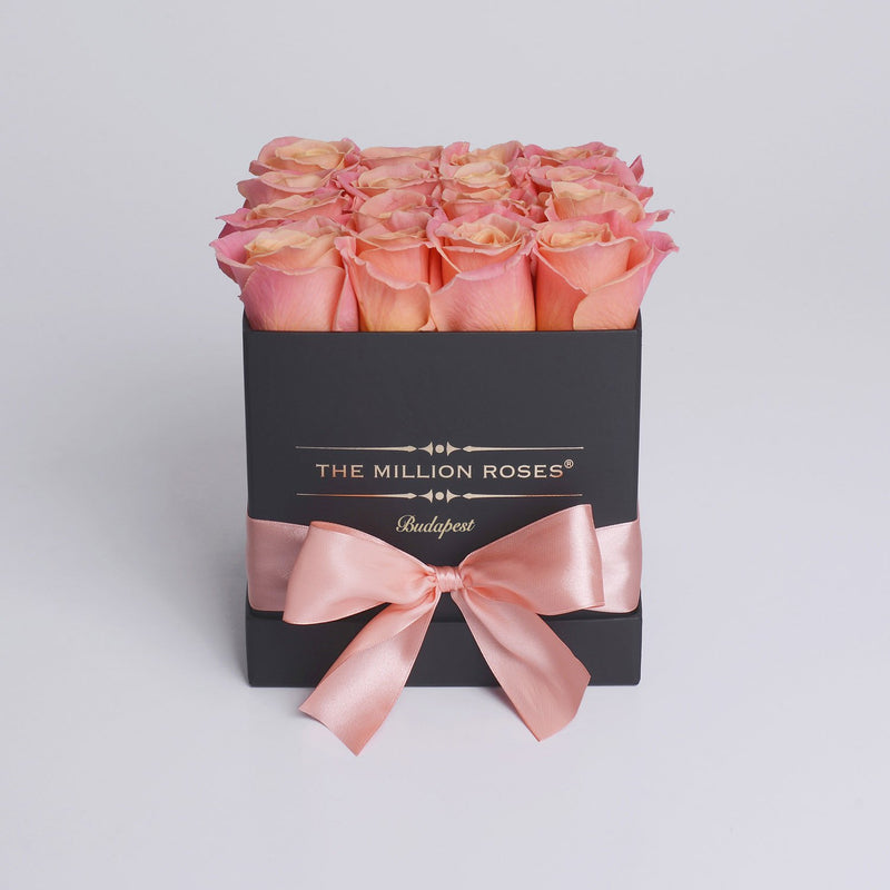 Cube - Peach Roses - Black Box - The Million Roses Slovakia