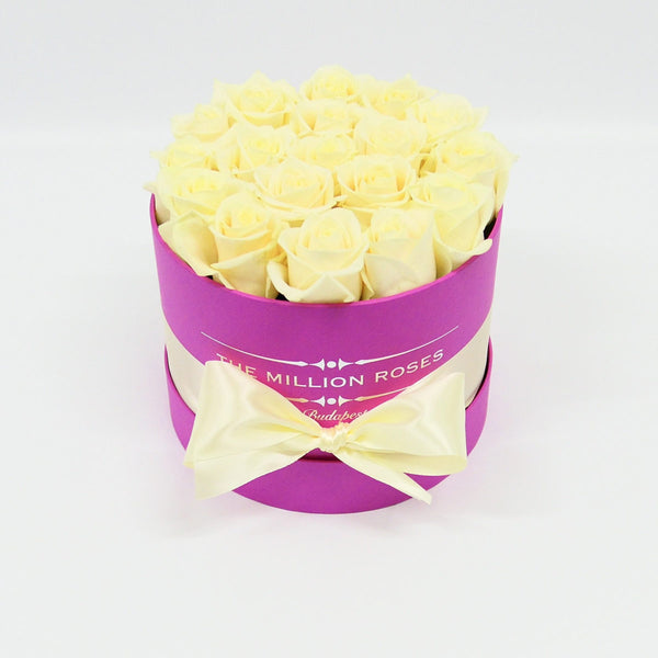 Small - White Roses  - Hot Pink Box - The Million Roses Slovakia