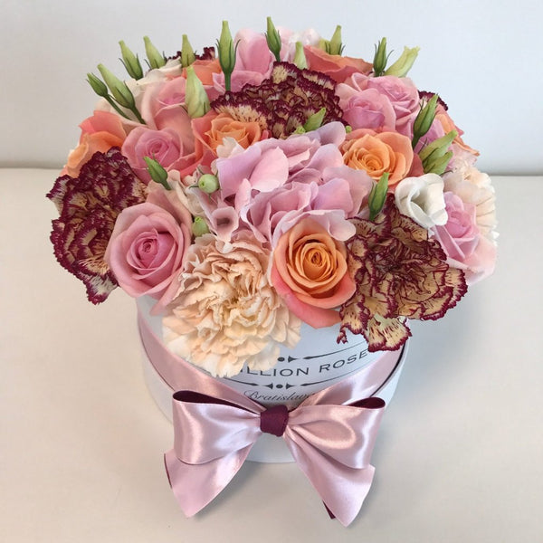 Small - Mix Roses - White Box - The Million Roses Slovakia