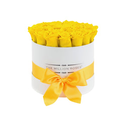 Small - Light Yellow Eternity Roses - White Box - The Million Roses Slovakia